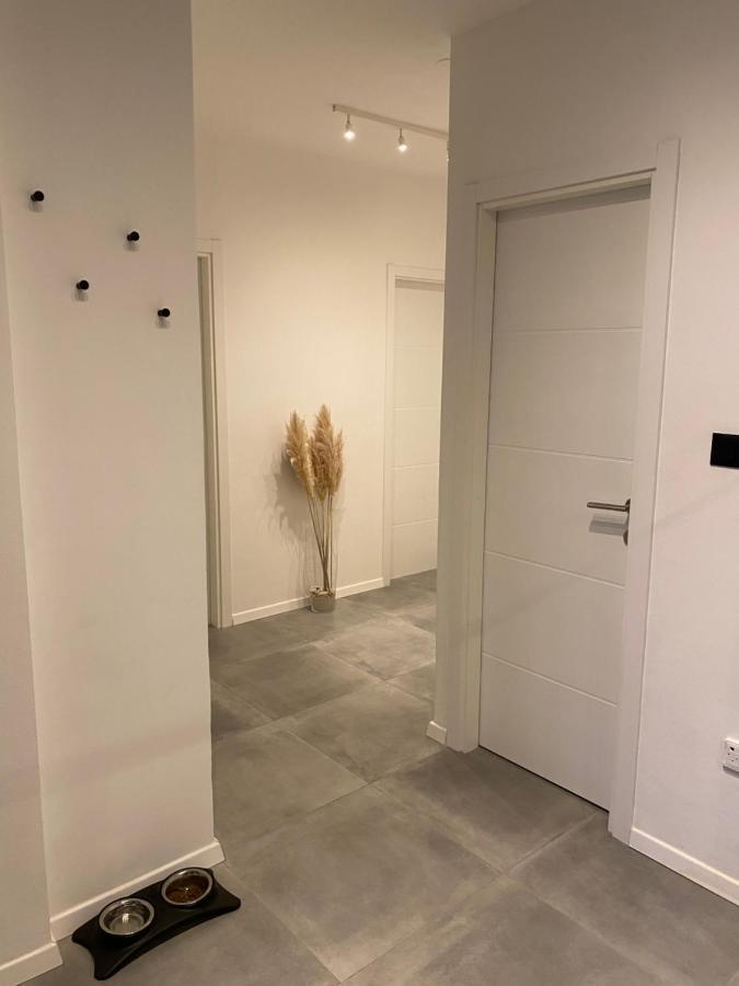 Apartment T&J ซาดาร์ ภายนอก รูปภาพ